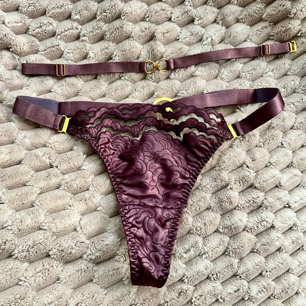 Bordelle Plum Dala Strap Thong and Collar LL